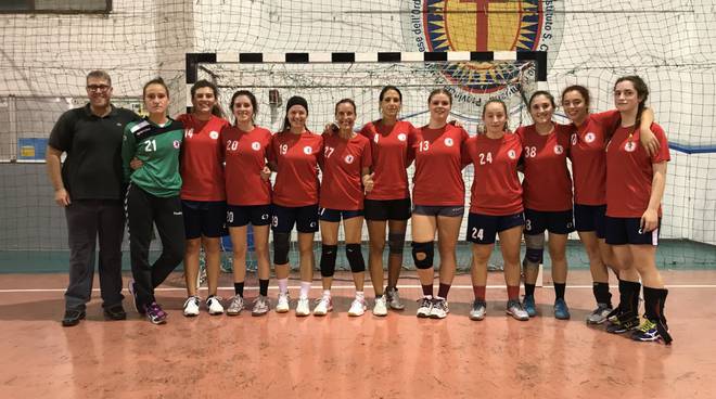 Team Schiavetti Pallamano Imperia, incontro senza storia per la senior femminile