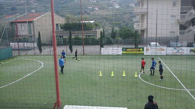 La rappresentativa C13 di footbal sala della Liguria nel weekend alla Youth Cup di Lainate