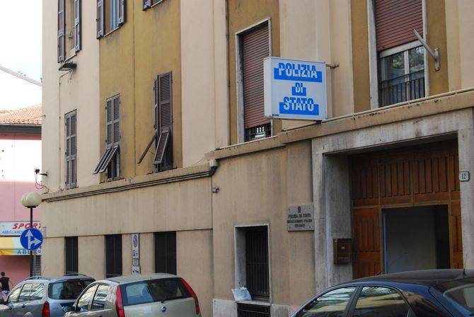 Ventimiglia, condannato per scippo e rapina non rispetta i domiciliari: il giudice lo rispedisce in carcere