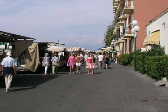 lungomare argentina bordighera