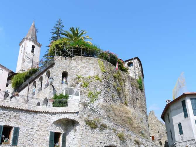 Castello Lucertola Apricale