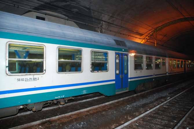 stazione Sanremo treno convoglio generica