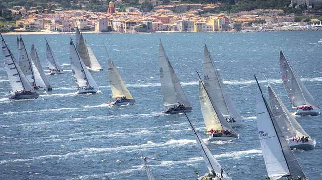 Giraglia è l’ora della partenza, Sanremo capitale della grande vela d’altura