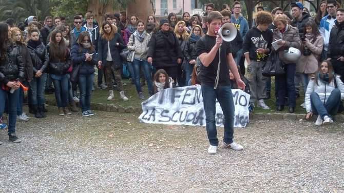 sciopero studenti ventimiglia febbraio 2013