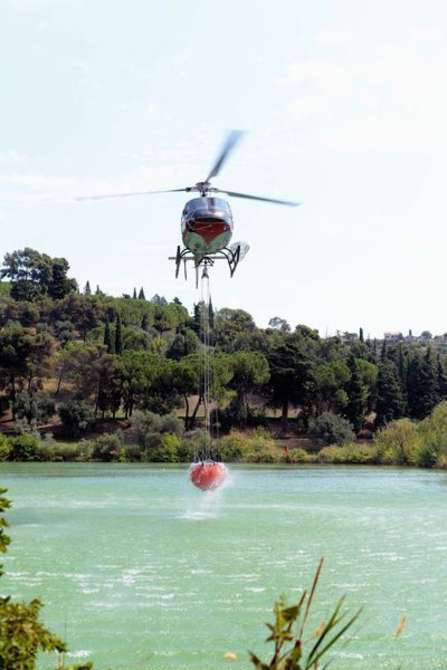 elicottero incendio Sanremo generica