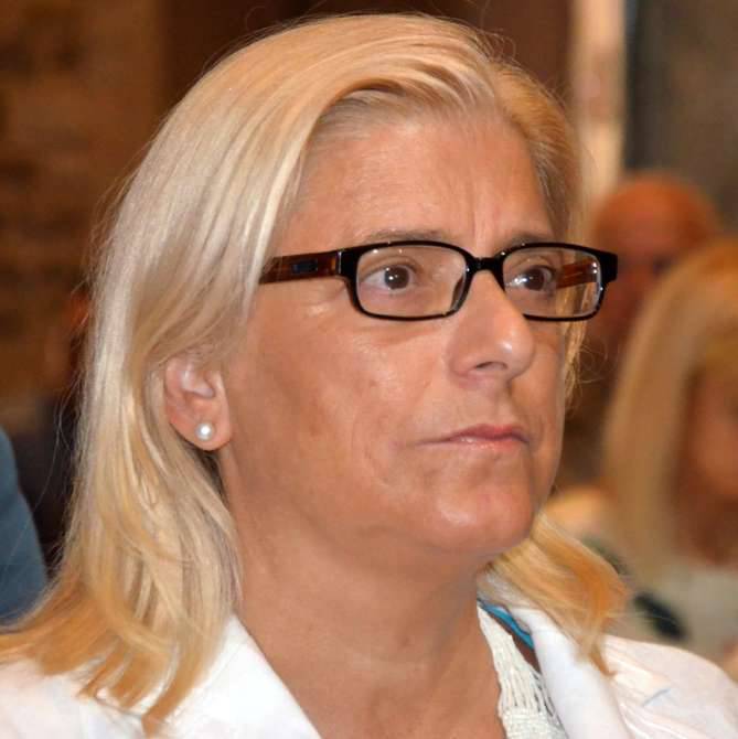 La senatrice Donatella Albano