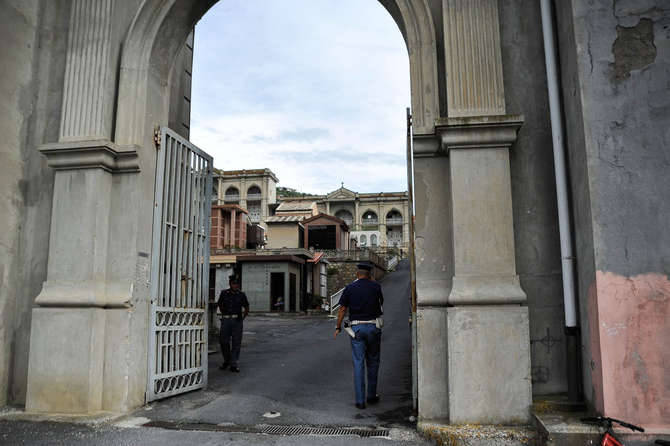 bambino ferito cimitero oneglia imperia elicottero