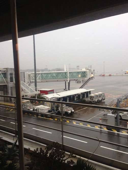 aereoporto nizza pioggia