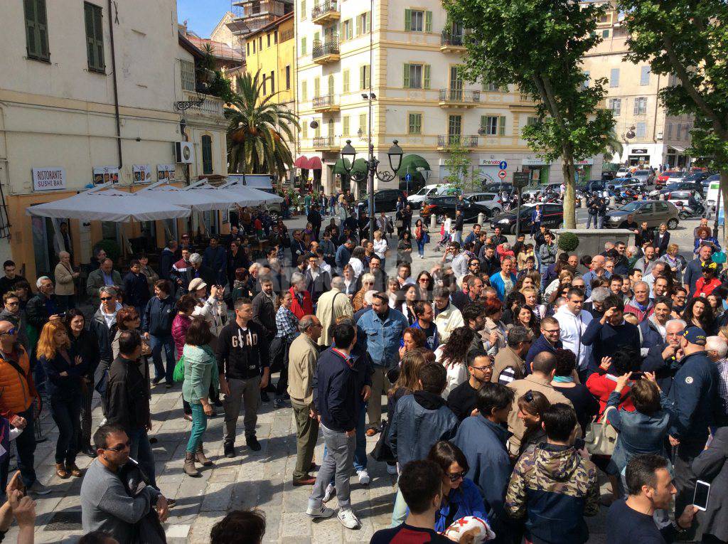 alice salvatore e alessandro di battista m5s