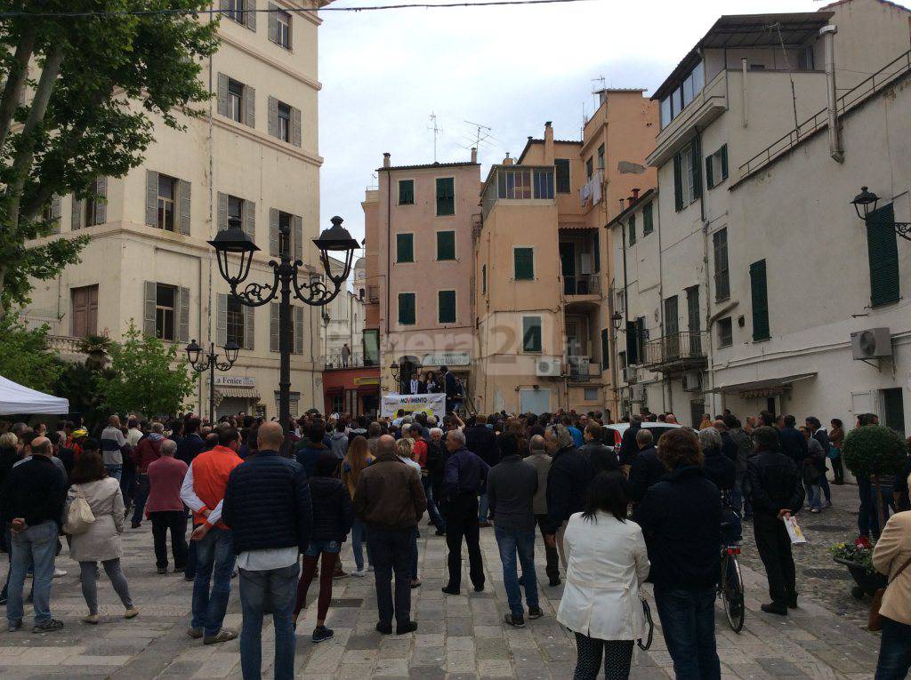 alice salvatore e alessandro di battista m5s