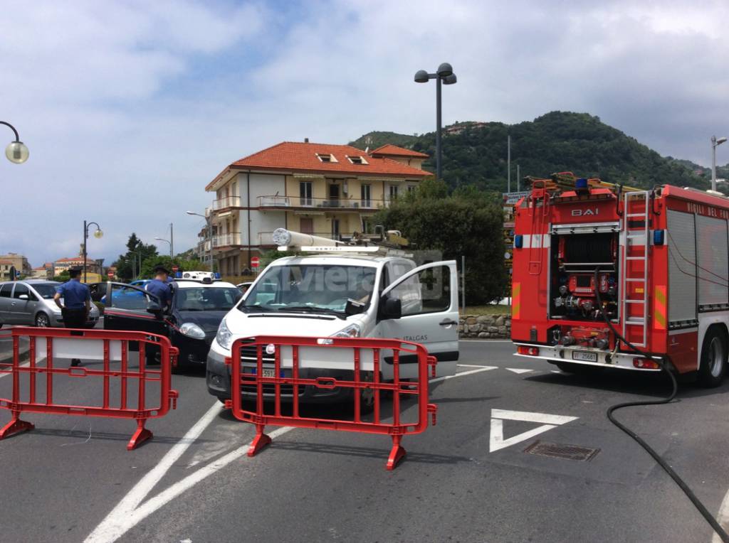 fuga di gas camporosso maggio 2015 115 carabinieri