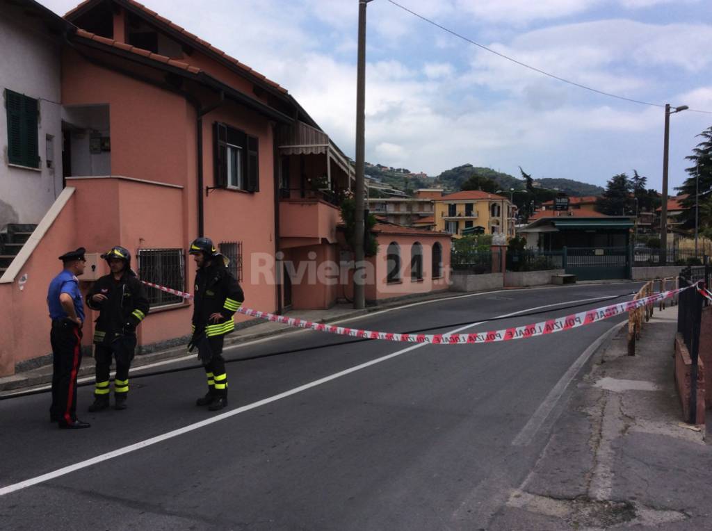 fuga di gas camporosso maggio 2015 115 carabinieri