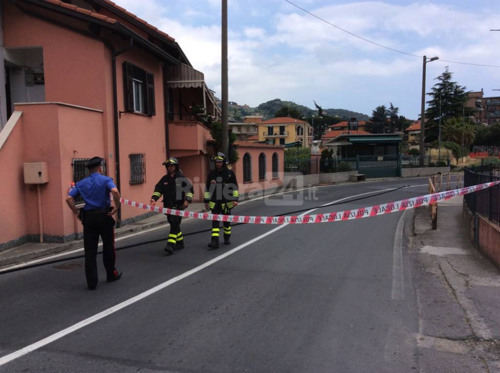 fuga di gas camporosso maggio 2015 115 carabinieri