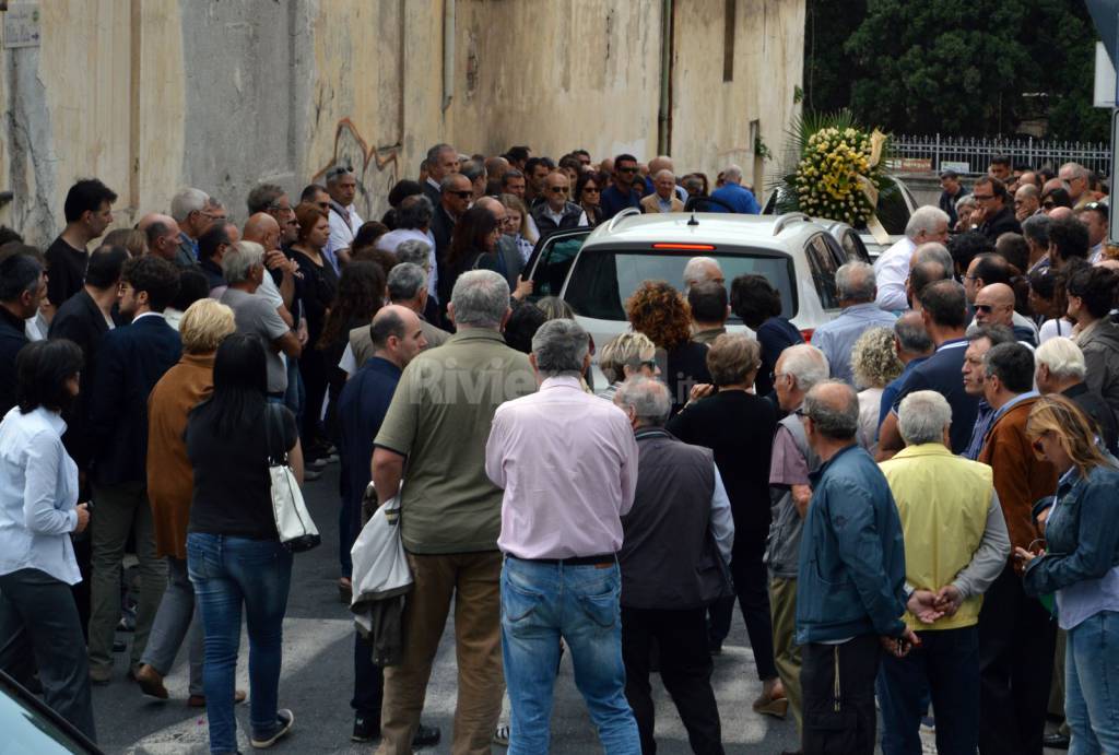 funerale fabio angeloni