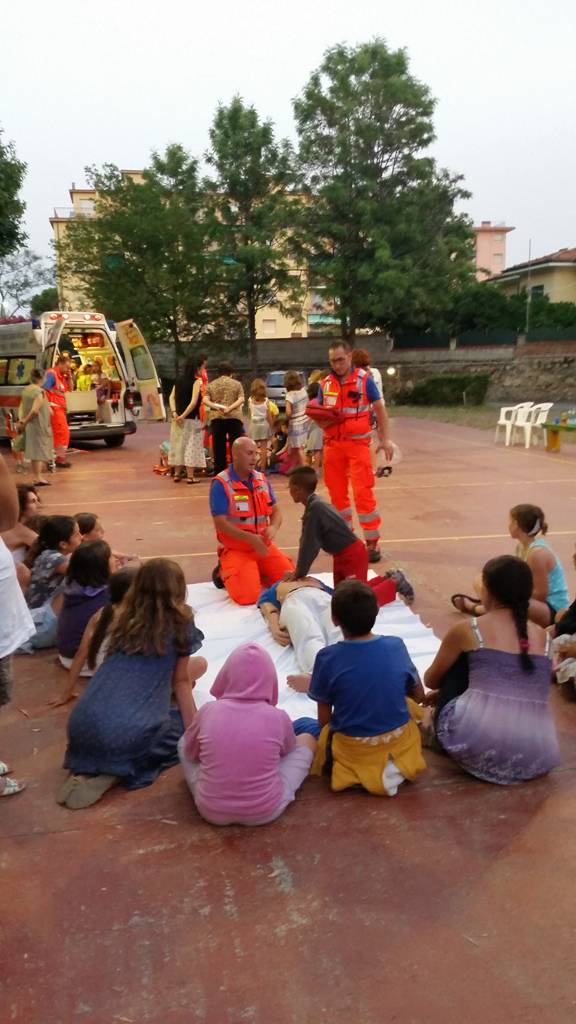 Croce Azzurra Vallecrosia corsi di formazione di Primo Soccorso "Junior" 