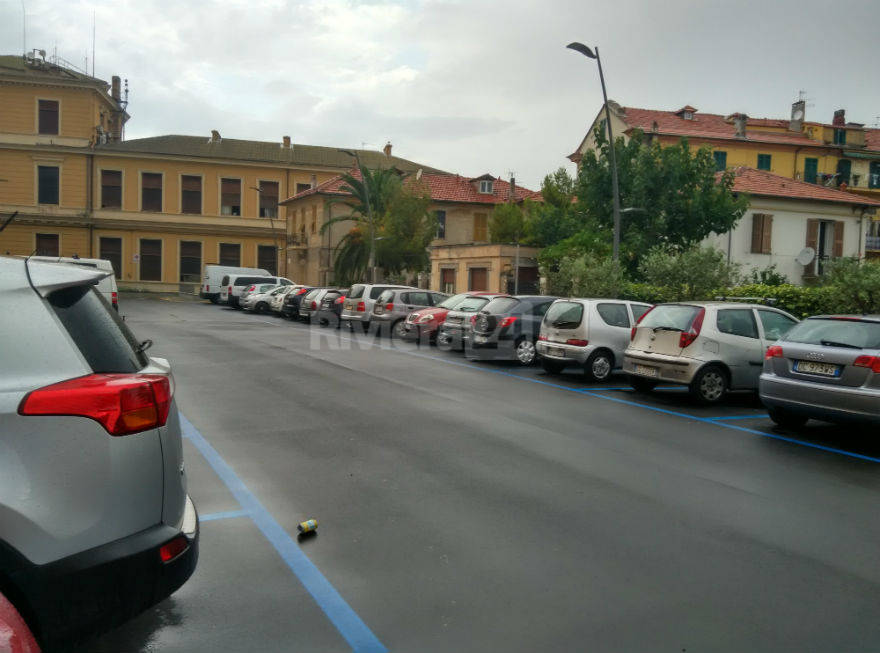 parcheggio via benza 