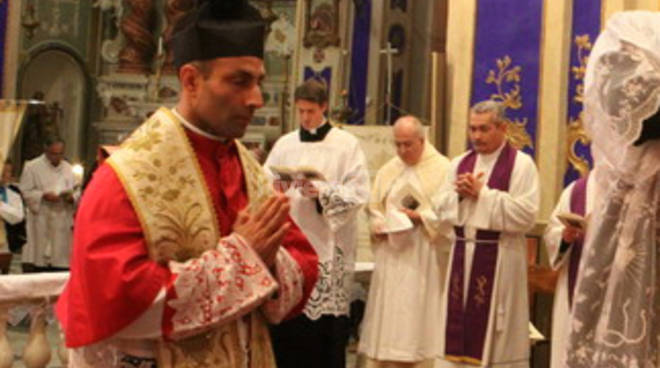 Tesoretto sparito alla Caritas, chiesto il processo per il parroco di Dolcedo