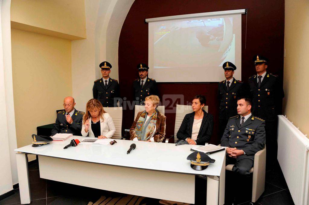 conferenza stampa gdf blitz sanremo