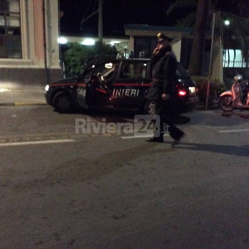 Controlli dei Carabinieri presso la Stazione ferroviaria di Bordighera 18 ottobre 2015