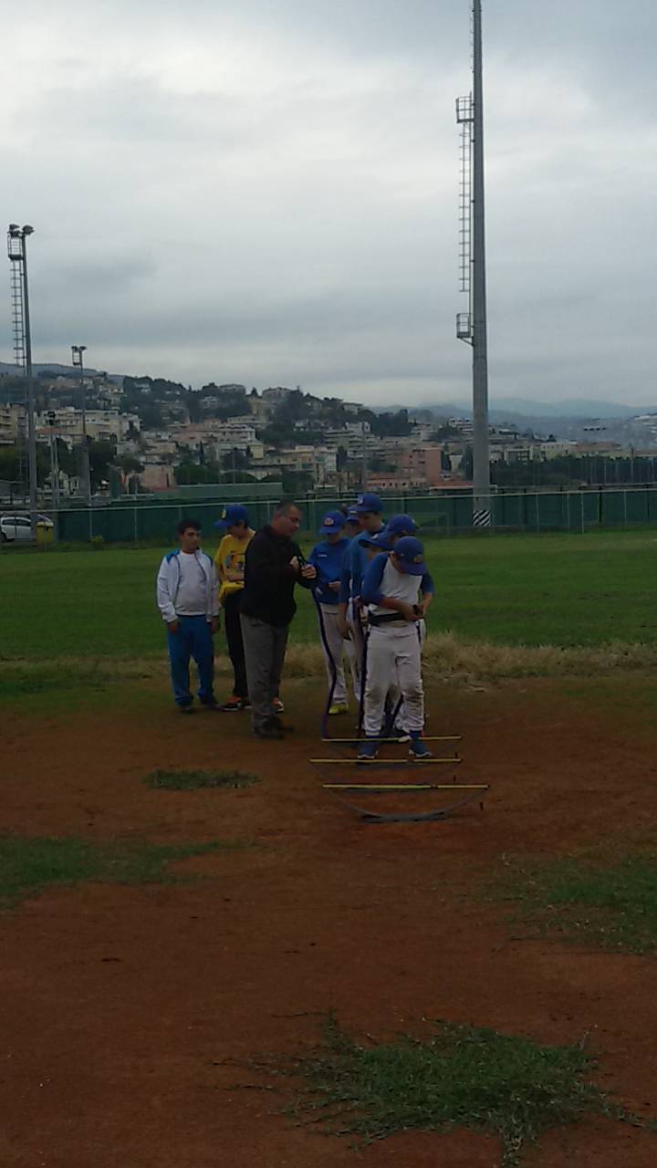 Primo clinic della softball school sulla preparazione atletica