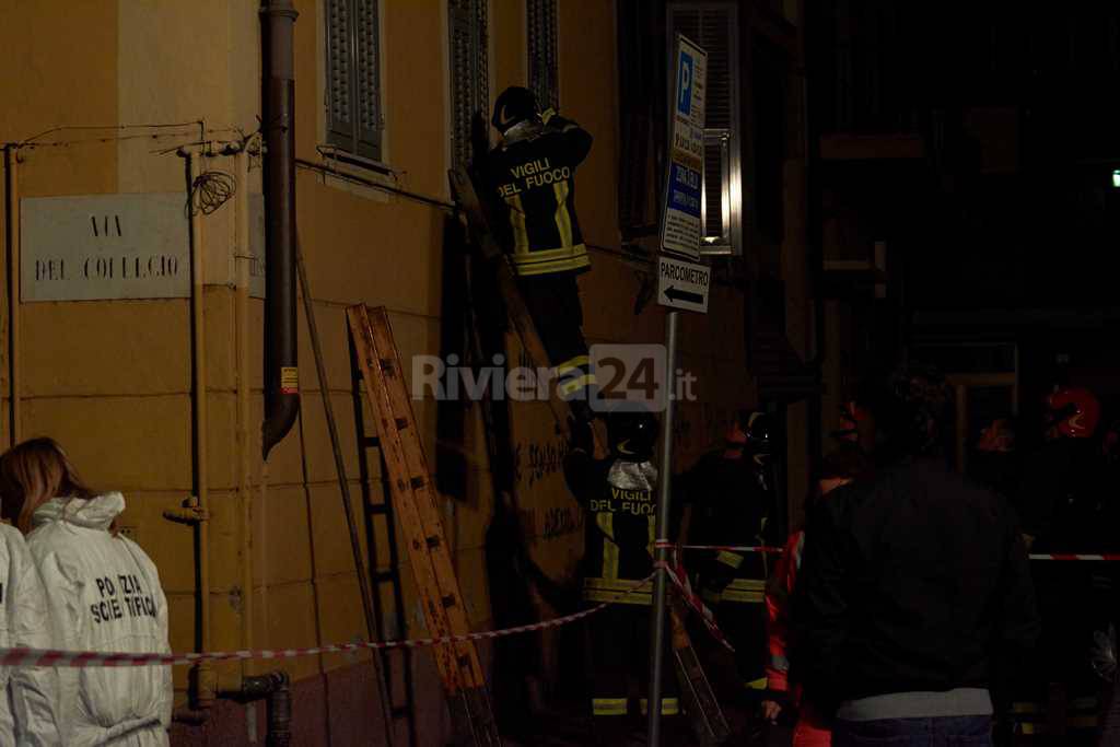 Imperia, attentato incendiario alla sala scommesse di piazza Calvi