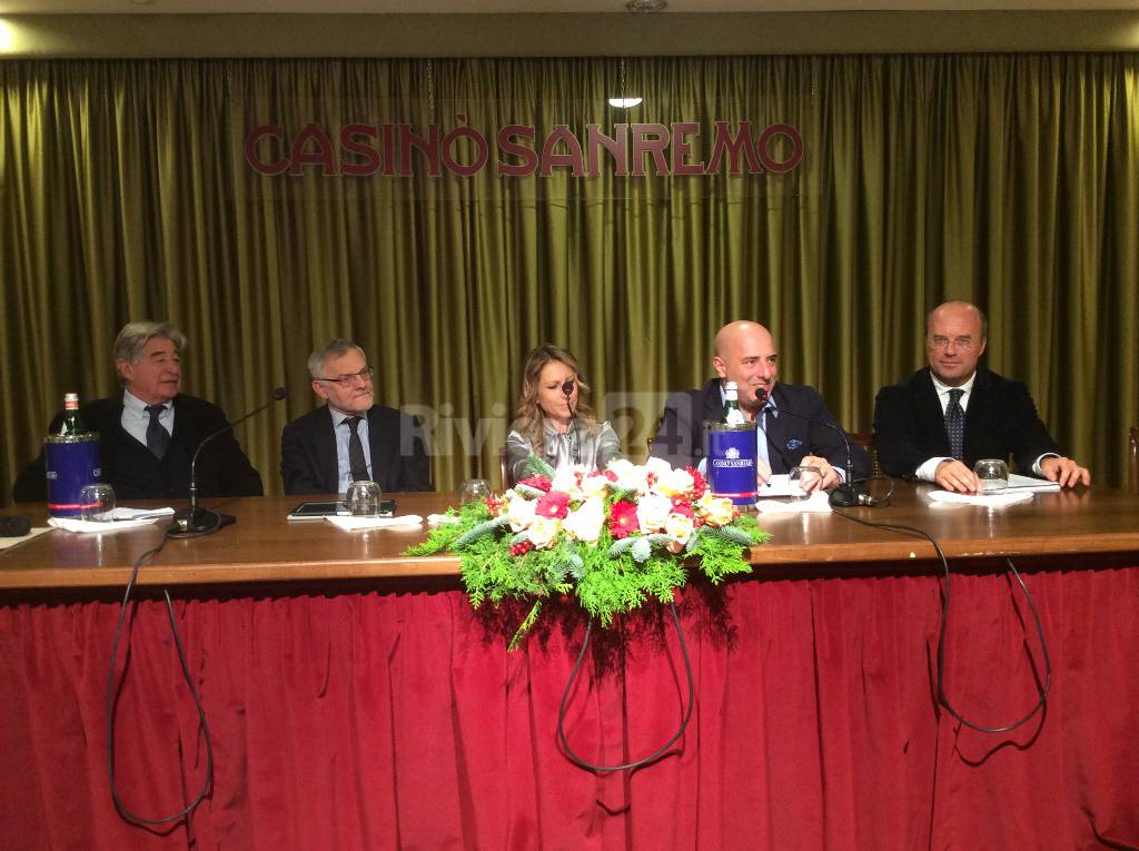 conferenza stampa trenino della neve