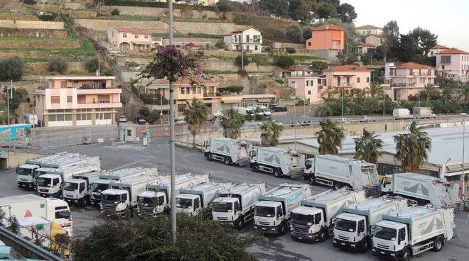 Sanremo, domani chiusura anticipata del centro di raccolta di Valle Armea