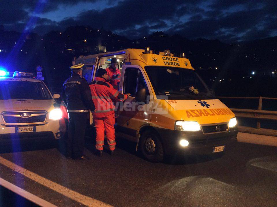 Incidente sul ponte di Roverino: ferito anziano scooterista