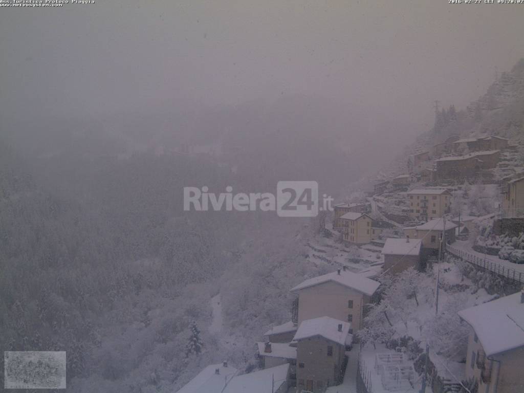 neve piaggia monesi di triora 