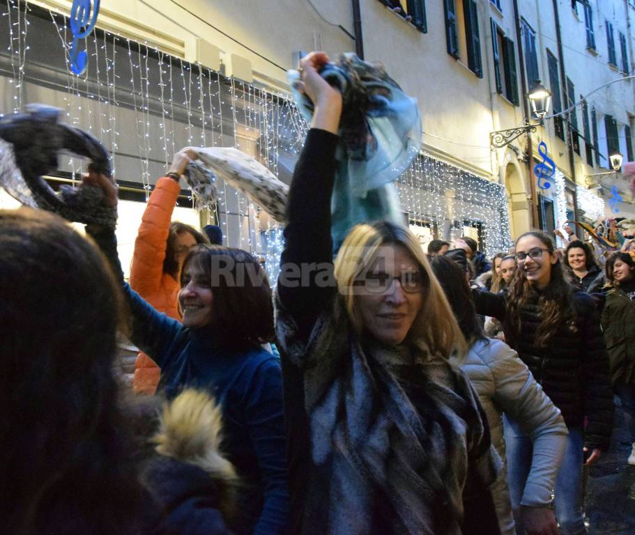 Sanremo, flash mob delle scuole di danza pro unioni civili