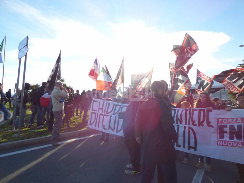 Ventimiglia, manifestazione Forza Nuova