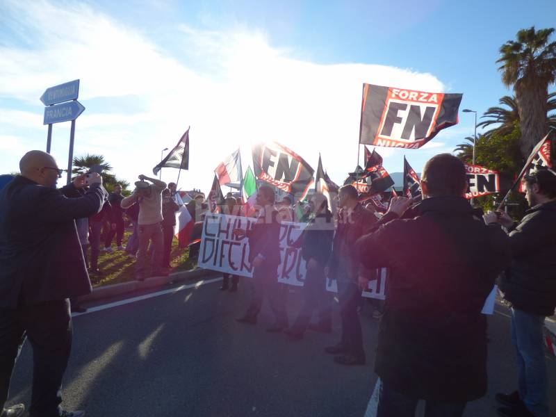 Ventimiglia, manifestazione Forza Nuova