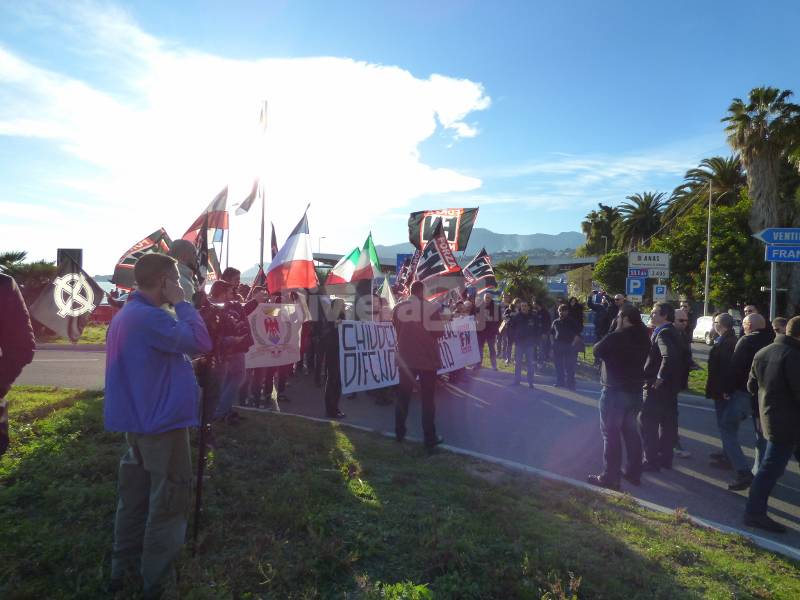 Ventimiglia, manifestazione Forza Nuova