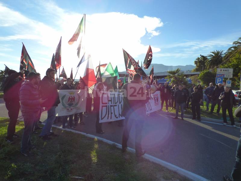 Ventimiglia, manifestazione Forza Nuova