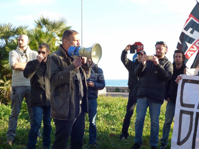 Ventimiglia, manifestazione Forza Nuova