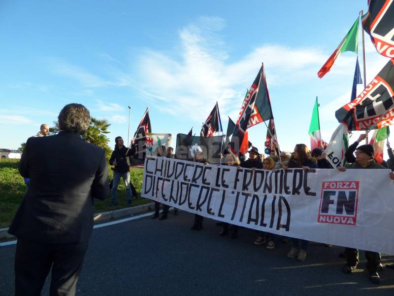 Ventimiglia, manifestazione Forza Nuova