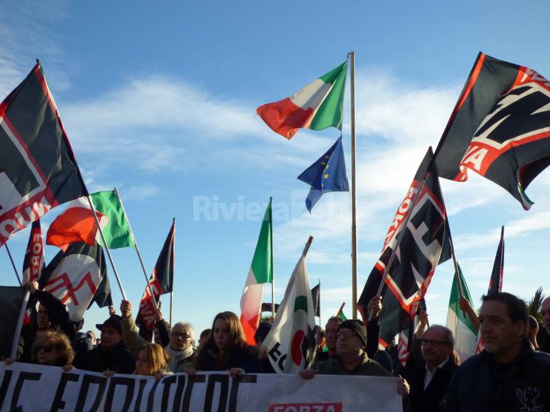 Ventimiglia, manifestazione Forza Nuova