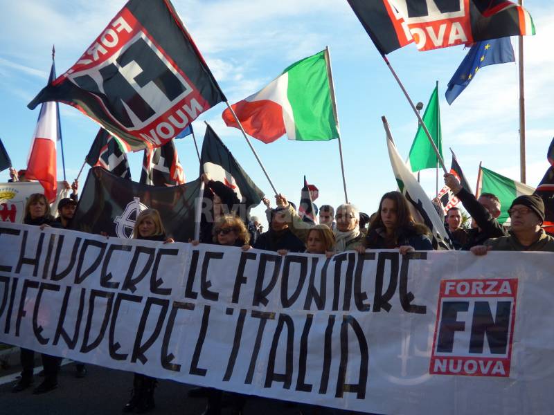 Ventimiglia, manifestazione Forza Nuova