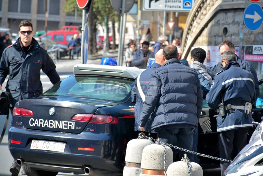 arresto spacciatore carabinieri