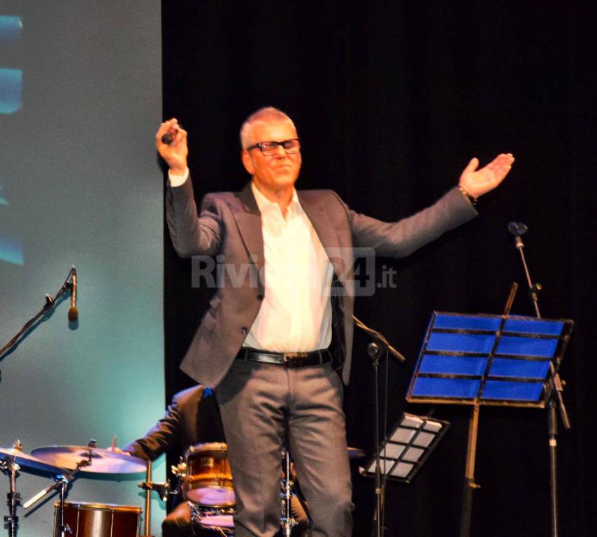 Riviera24 - Michele Zarrillo e il "Jazz&Remo" in concerto all'Ariston