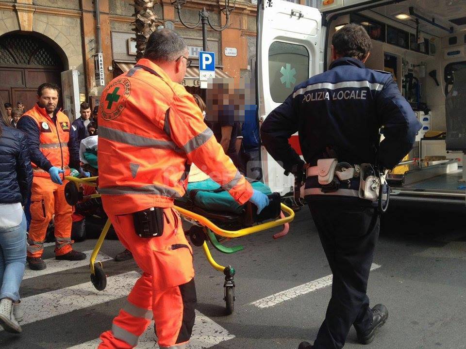 ventimiglia soccorsi 118 zuffa tra donne