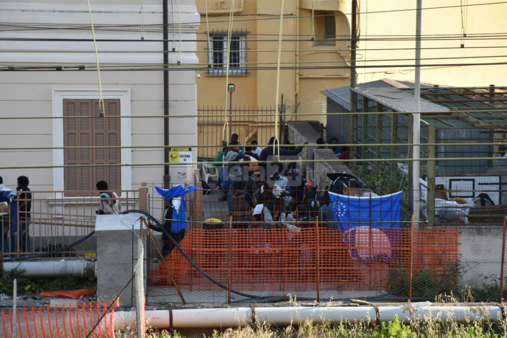 Accampamento dei migranti alla Caritas di Ventimiglia