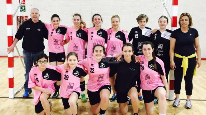 Strepitosa vittoria per le ragazze della Riviera Handball