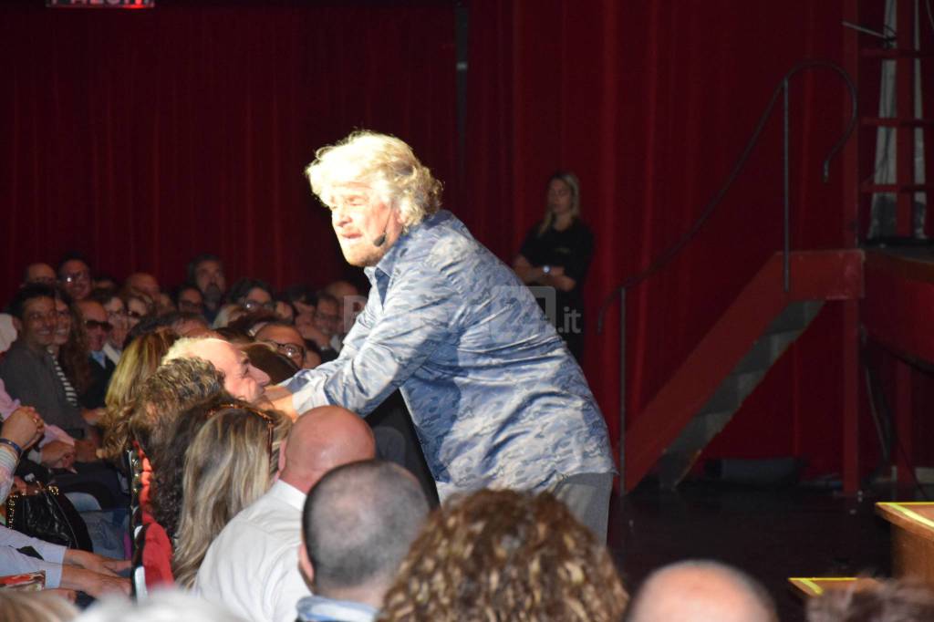 Riviera24 - Sanremo, Beppe Grillo al Teatro Ariston