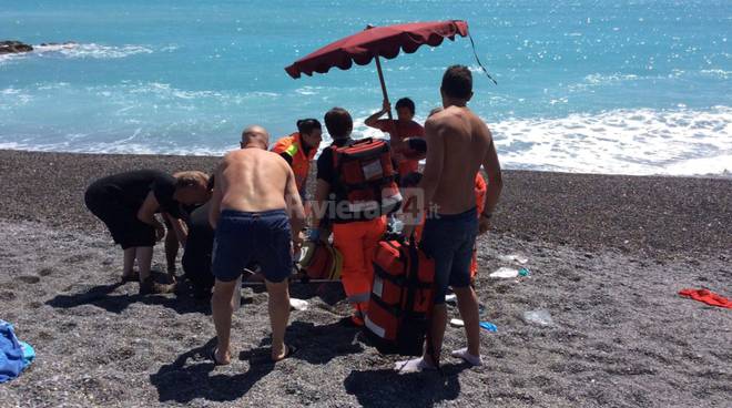 Bordighera, in fin di vita il marocchino soccorso in mare dieci giorni fa