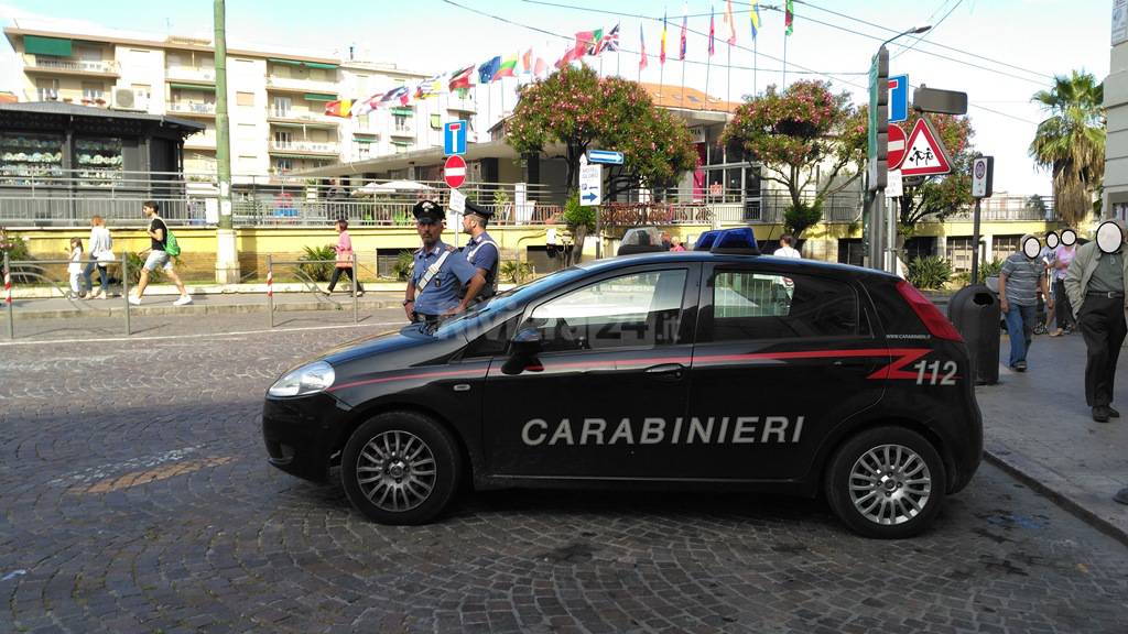 Carabinieri pattugliano Sanremo