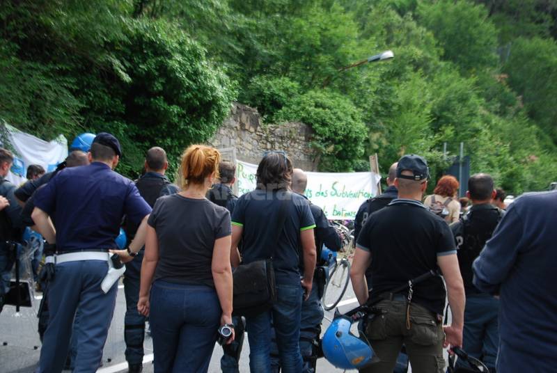 Manifestazione no border