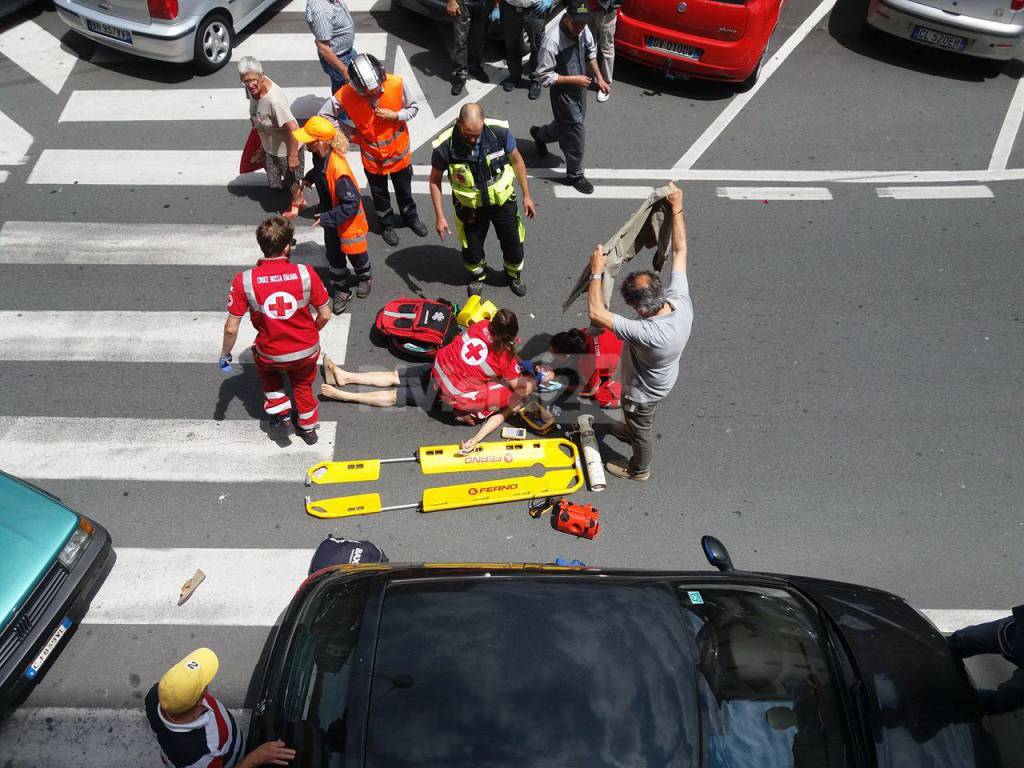 riviera24 - Sanremo, donna investita da una bicicletta 