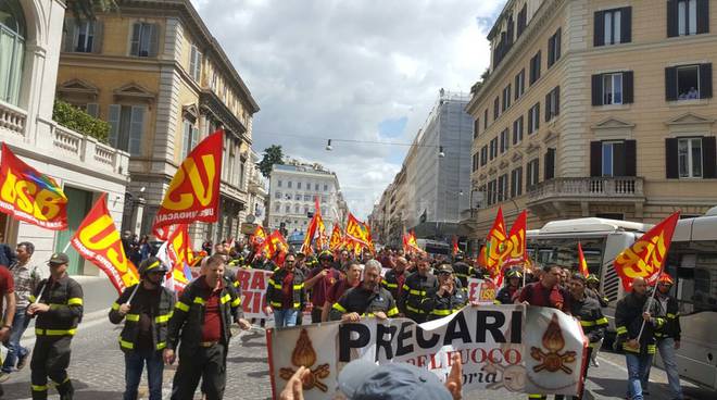 11 giugno, sciopero nazionale dei Vigili del fuoco