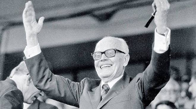 “Il 24 febbraio del 1990 ci lasciava Sandro Pertini”, il ricordo dell’associazione transfrontaliera Atape